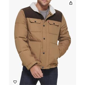 Levi's Men's Quilted Mixed Media Shirttail Work Wear Puffer Jacket